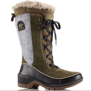 Sorel | Tivoli III High Nori Green Gray Felt Black Mid Calf Lace-Up Snow Boots